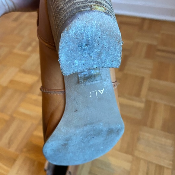 Also ankle boots - Picture 6 of 6